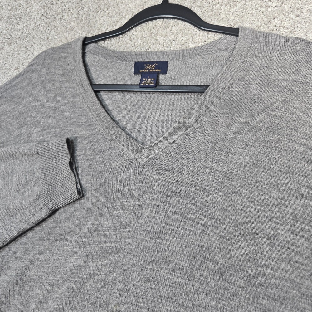 Brooks Brothers 346 V neck Sweater mens Large Gray Merino Wool Blend stretch
